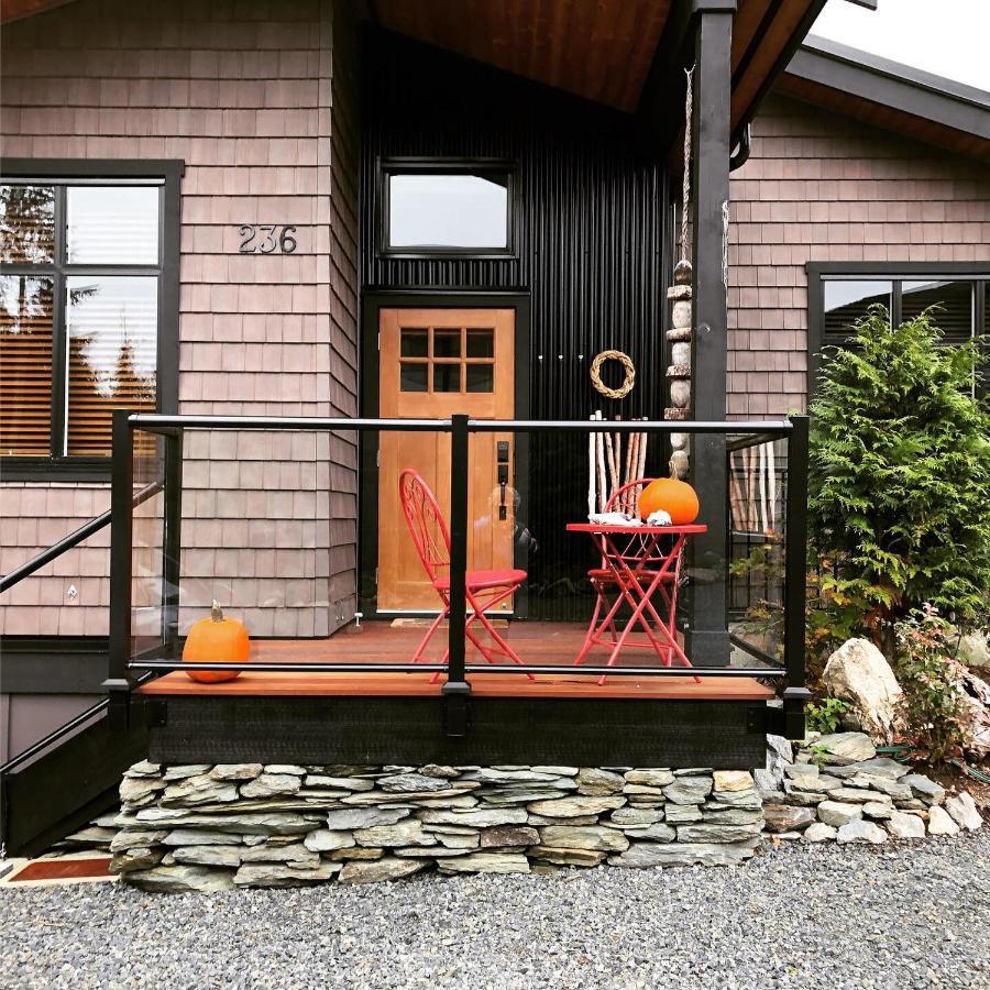Bjorn Holm Villa Port Renfrew Exterior photo
