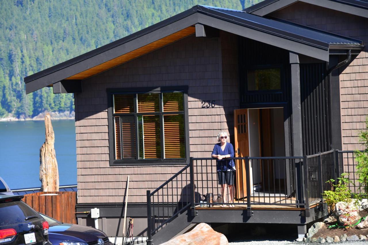 Bjorn Holm Villa Port Renfrew Exterior photo