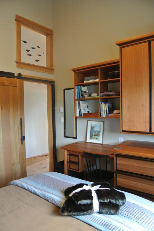Bjorn Holm Villa Port Renfrew Exterior photo