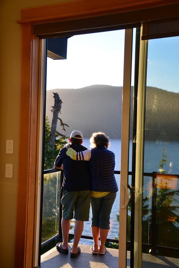 Bjorn Holm Villa Port Renfrew Exterior photo