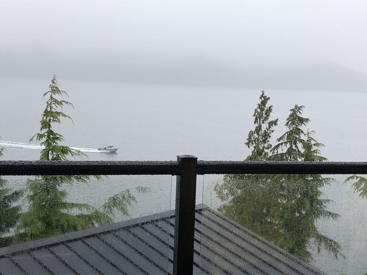 Bjorn Holm Villa Port Renfrew Exterior photo
